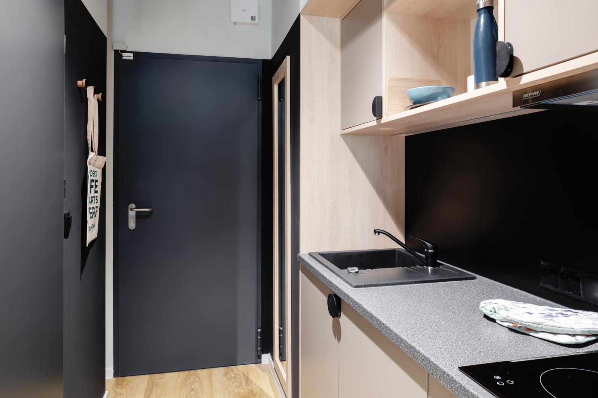 Chillout Dorm Warszawa Aparthotel Ngoại thất bức ảnh